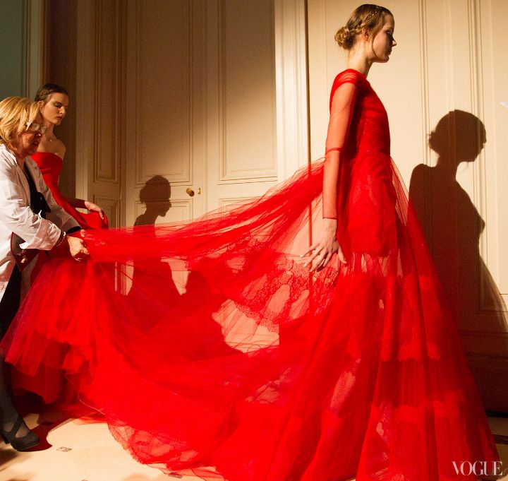 Foto: Rochia roșie Valentino