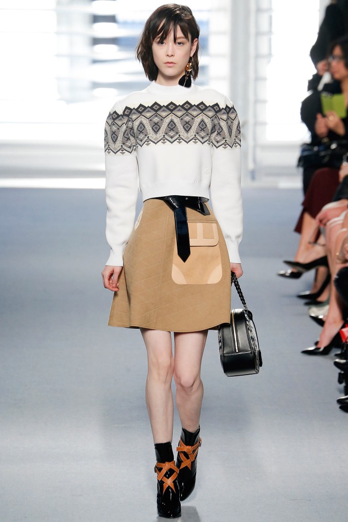 10 Louis-Vuitton-Fall-Winter-2014-2015-Wardrobe-Looks-For-Women-5